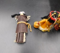 lot 32 6 native dolls a bk